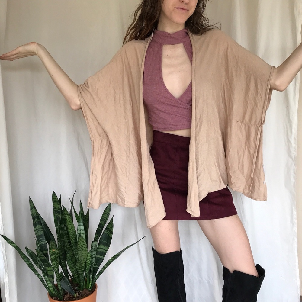 New York & Co beige shawl